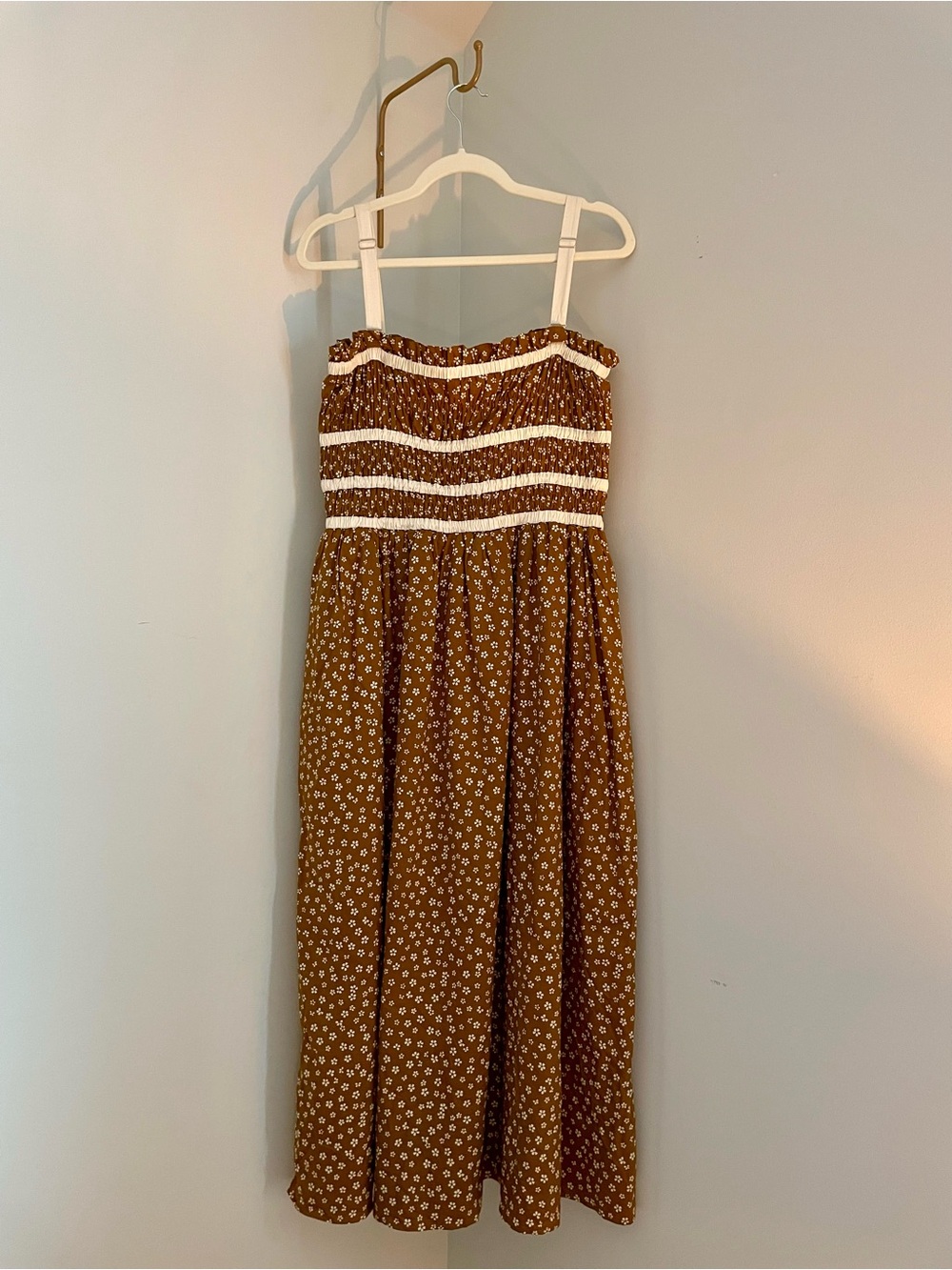 Neuflora Windham Floral Smocked Dress - Picture 5 of 10